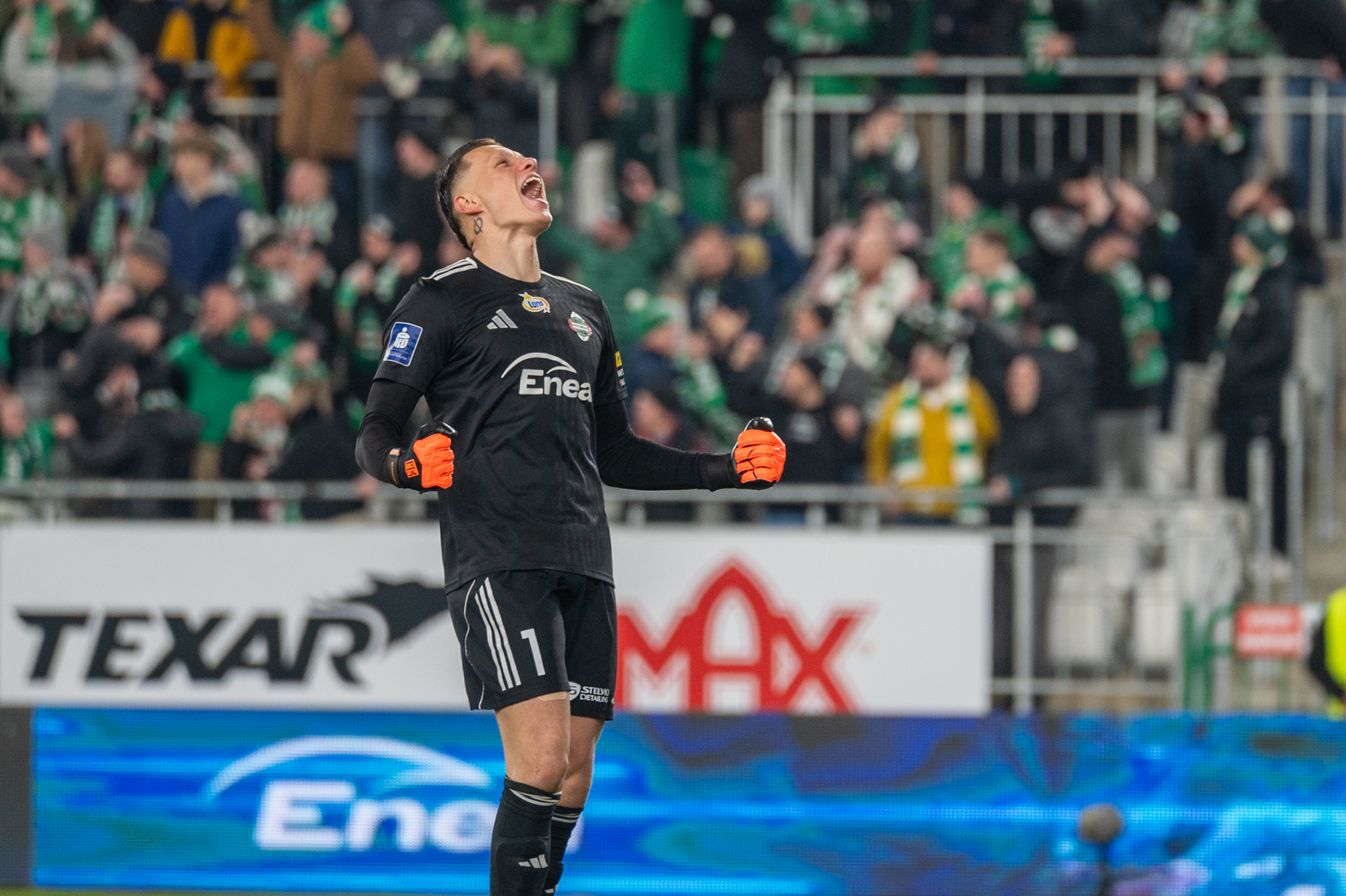 Radomiak 3-1 Arka: Chiến thắng đầu năm 2026 và những dự đoán hấp dẫn cho cá cược thể thao