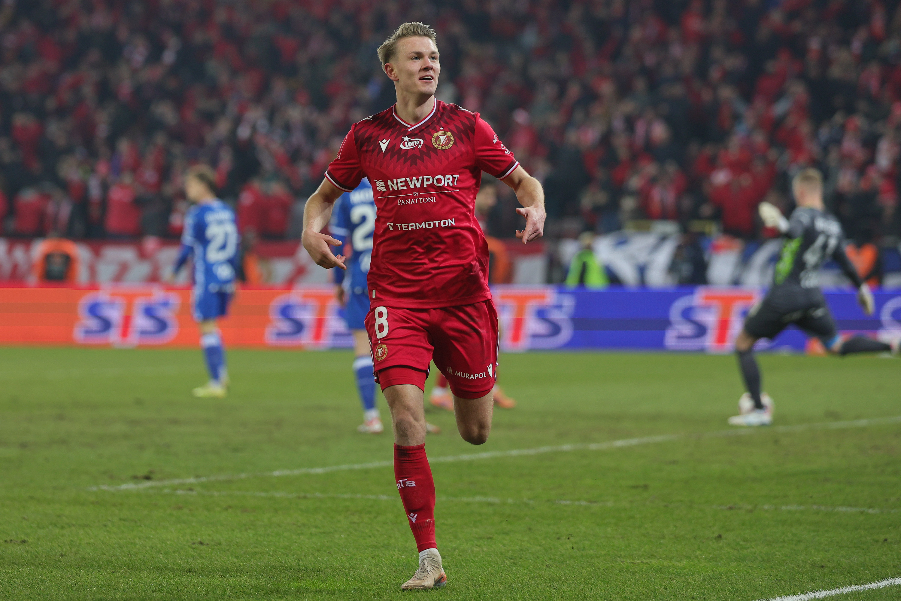 Widzew Łódź 2-1 Lech Poznań: Khởi Đầu Kỷ Nguyên Mới Và Những Phân Tích Tài Xỉu Hấp Dẫn