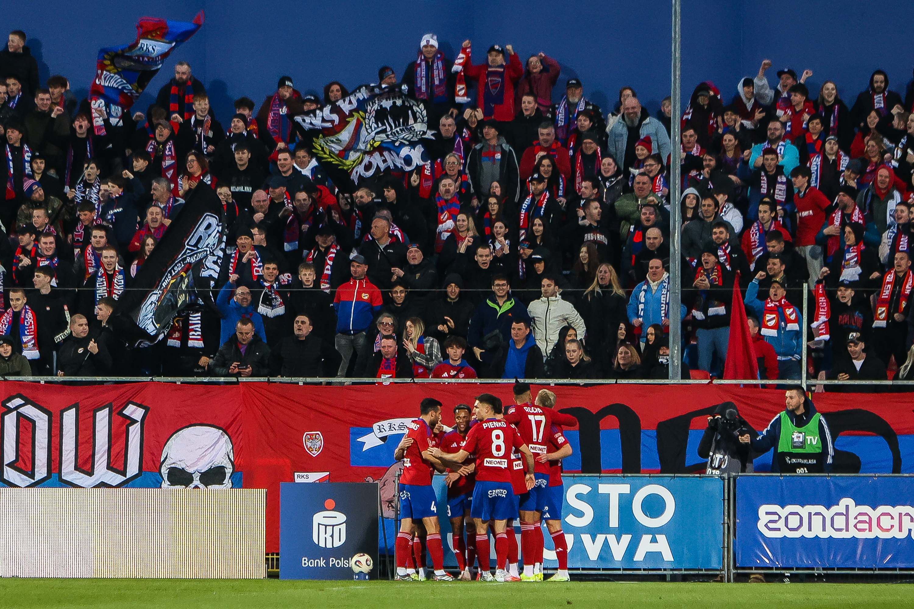 Raków Częstochowa Thắng Dễ Dàng 2-0 Trước Pogoń: Cùng Khám Phá Cakhia World Cup 2026