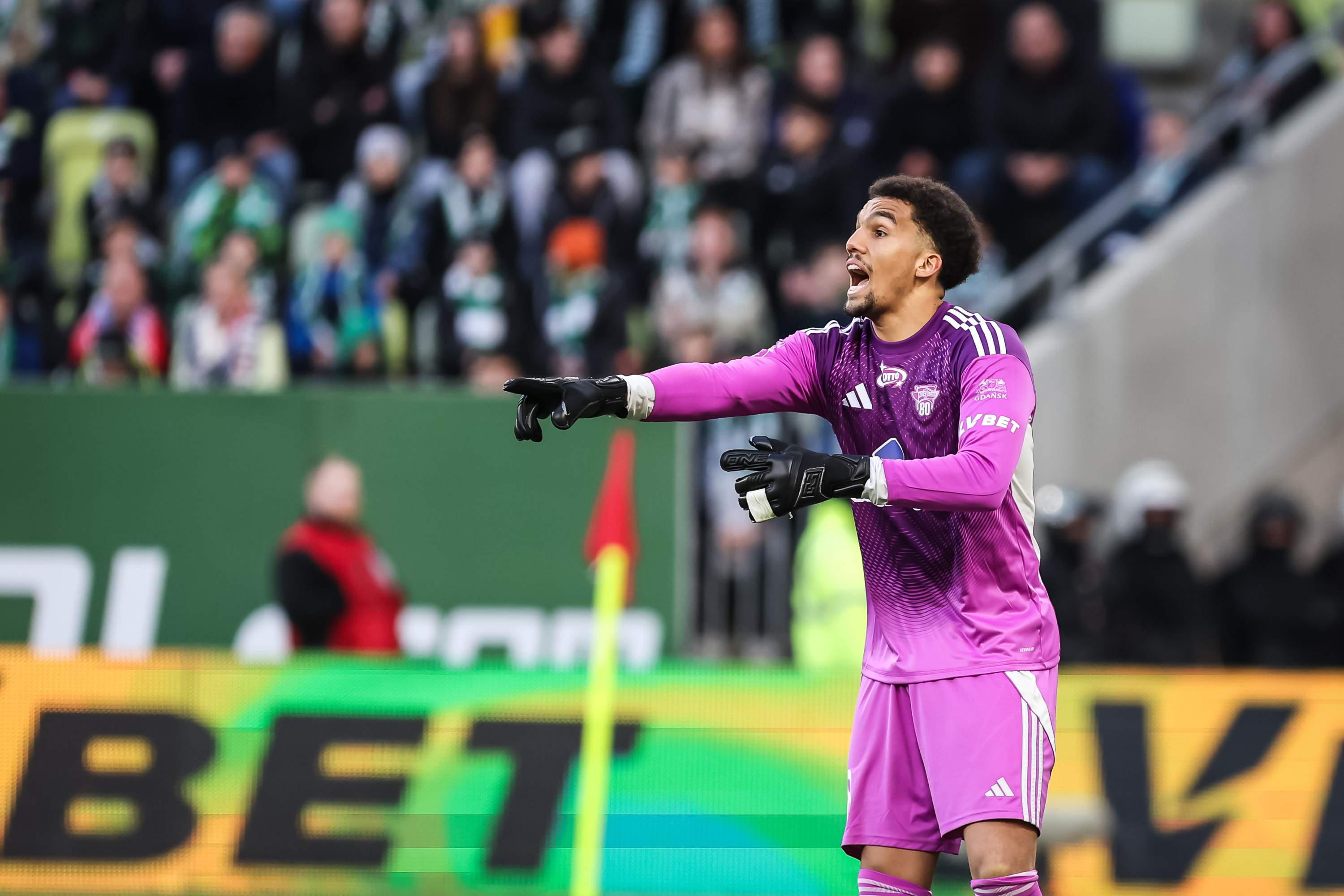 Nhận định bóng đá hôm nay: Các ngôi sao Ekstraklasa tranh vé dự World Cup 2026