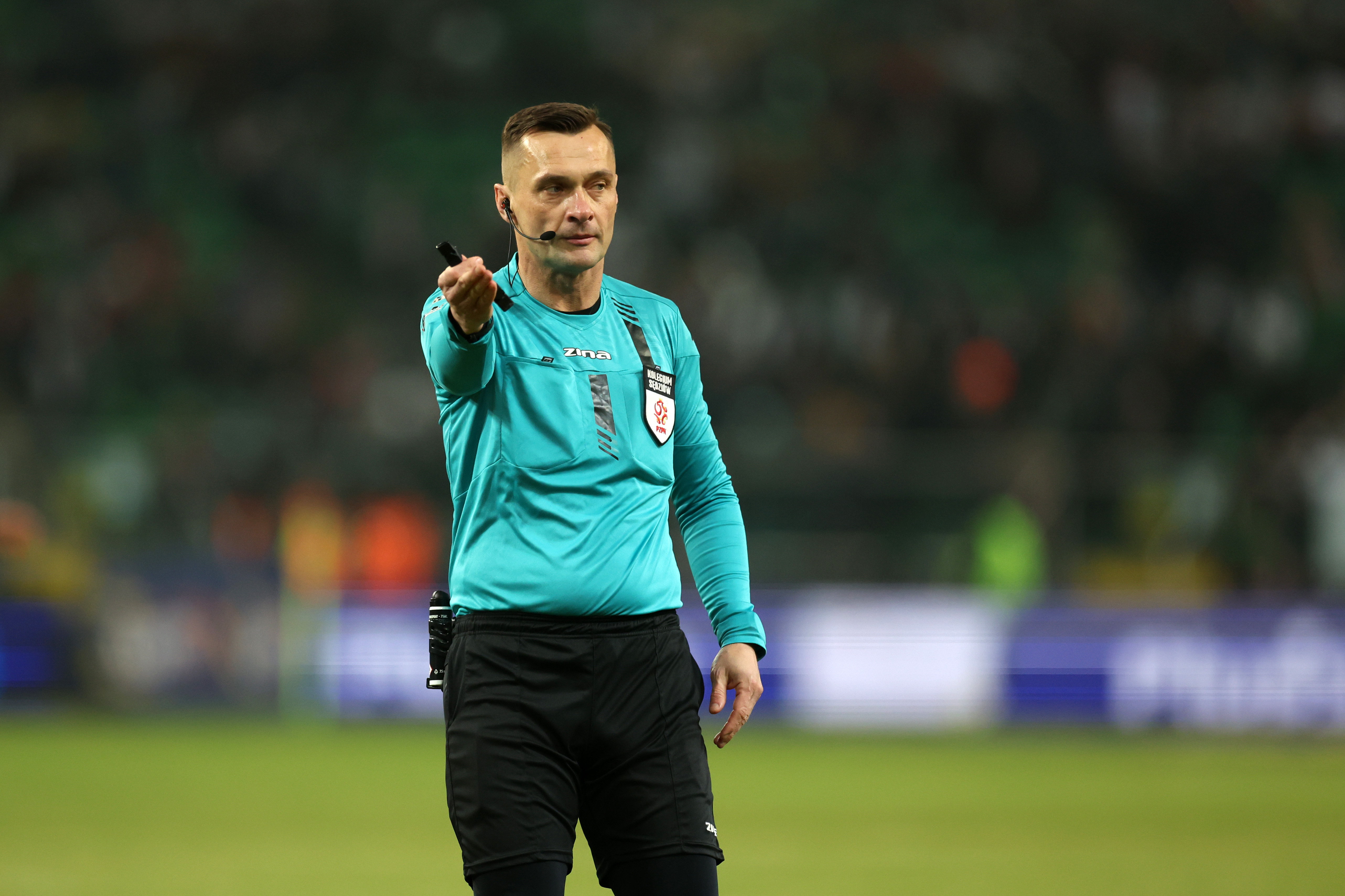 Trọng tài vòng 27 Ekstraklasa: Jarosław Przybył điều khiển trận đấu tâm điểm