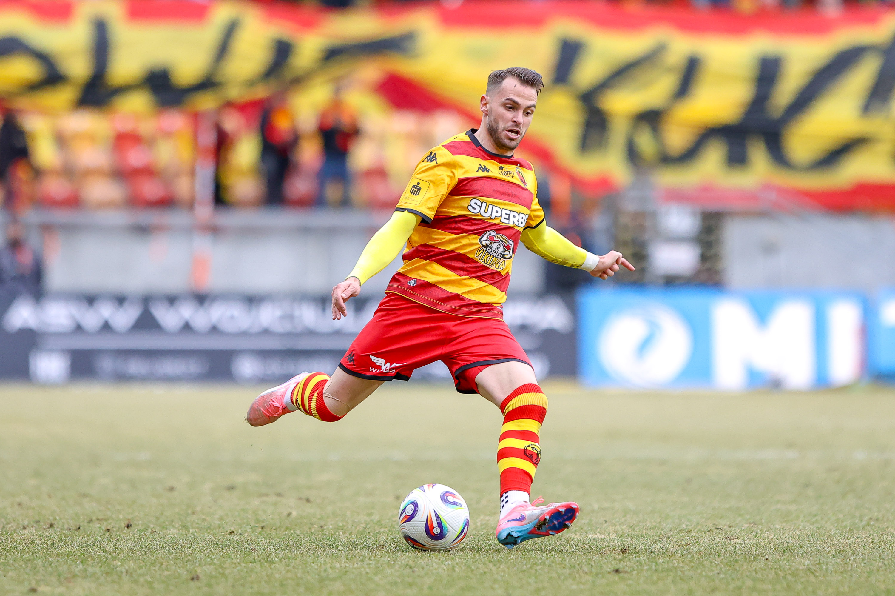 Đuổi Kịp Nhà Vô Địch – Vòng 28 PKO Ekstraklasa 2025/2026 Hứa Hẹn Kịch Tính