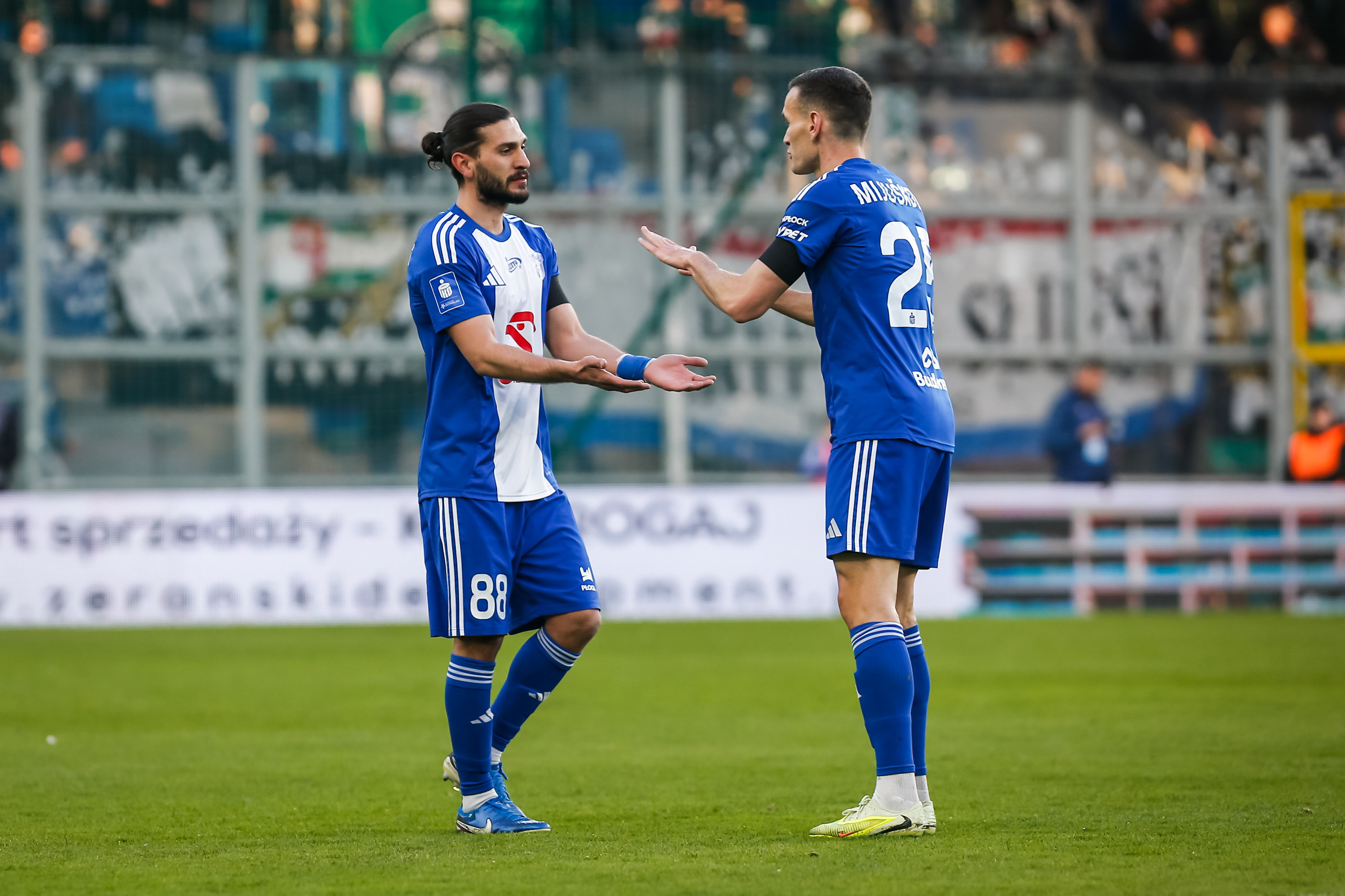 Bảng xếp hạng V-League thay đổi thế nào sau chiến thắng quan trọng của Wisła Płock?