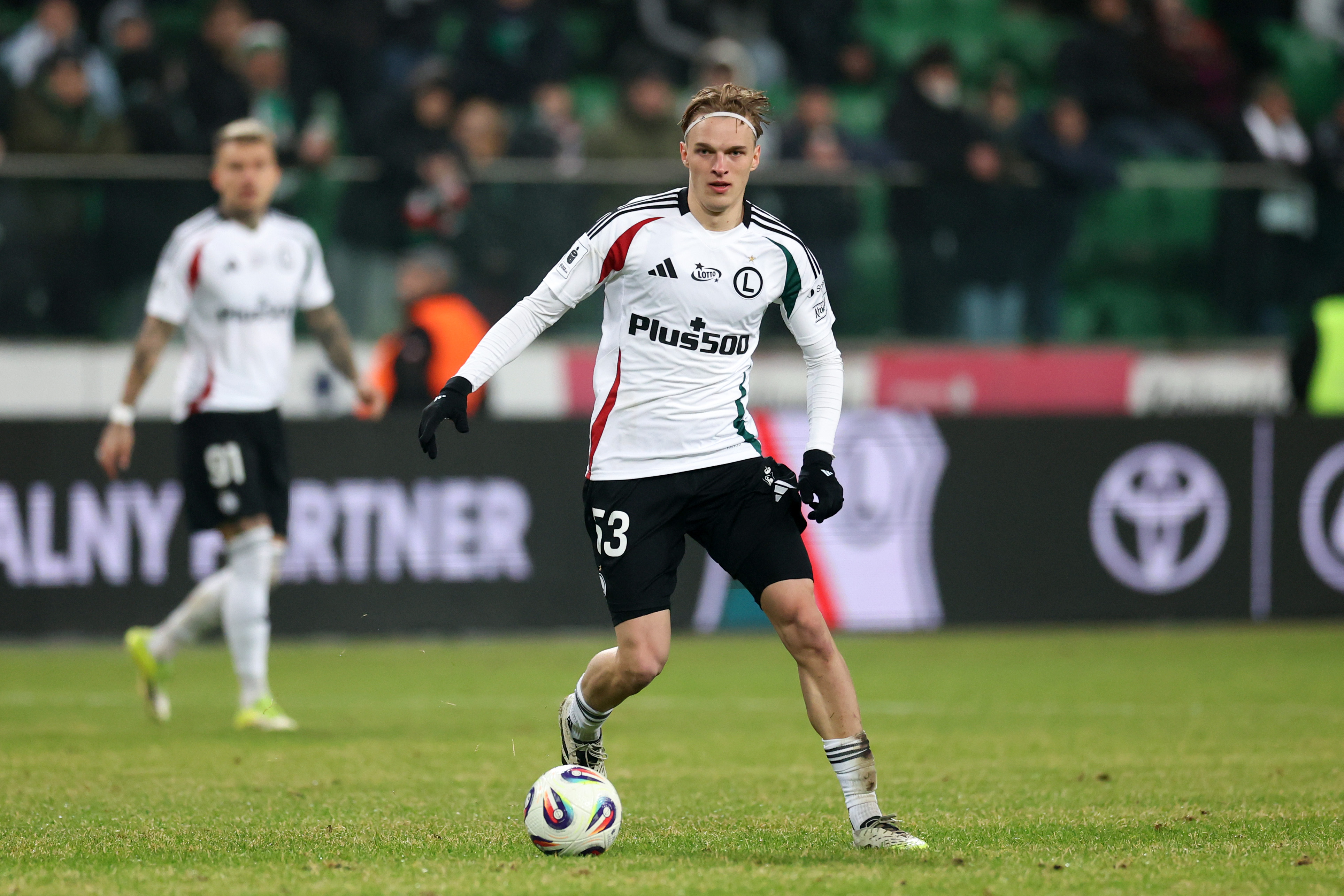 Báo Động Thẻ Phạt: Ai Sẽ Vắng Mặt Ở Vòng 29 Ekstraklasa?