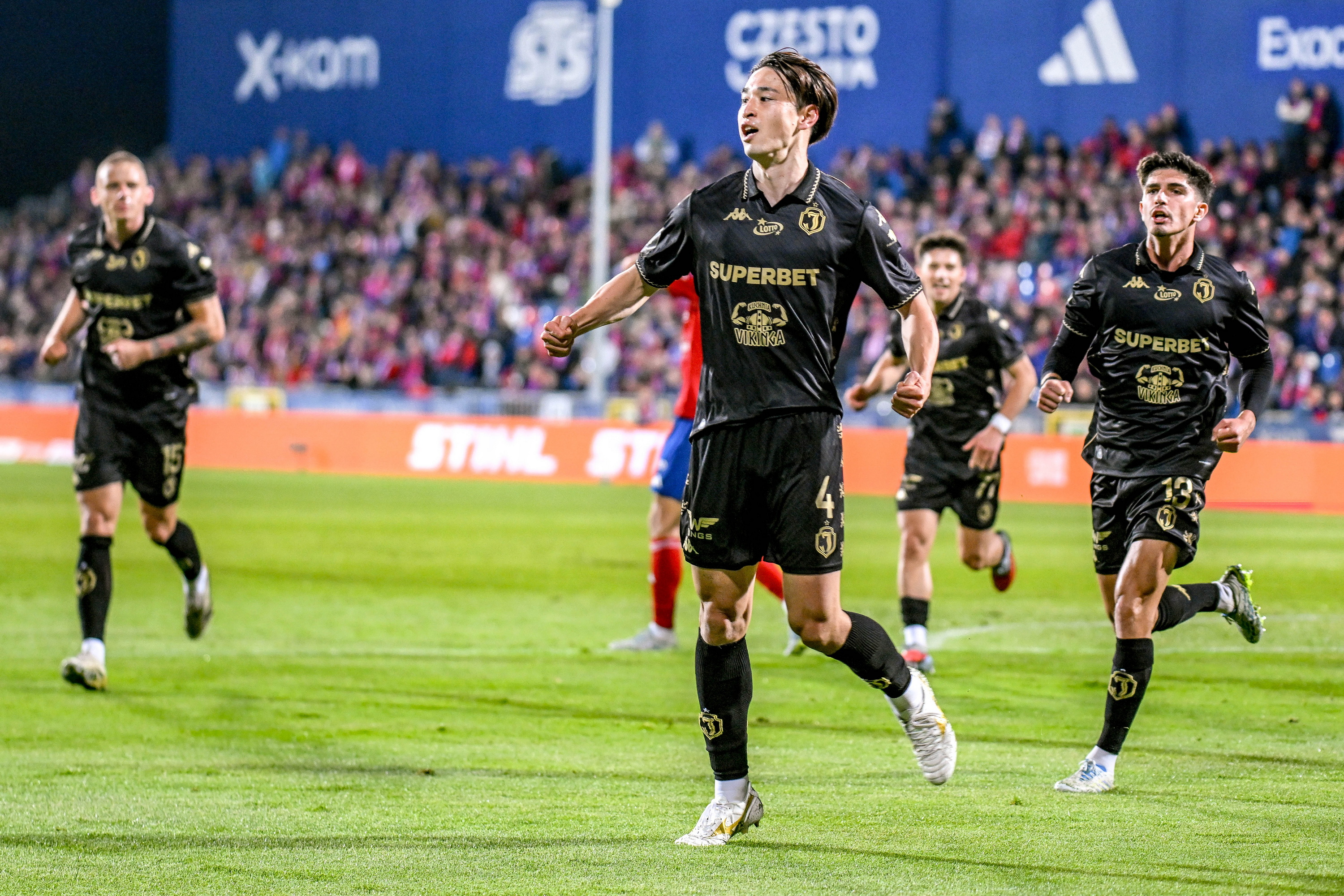 [TÓM TẮT] Raków 0:2 Jagiellonia: Jaga tiếp tục cuộc đua vô địch
