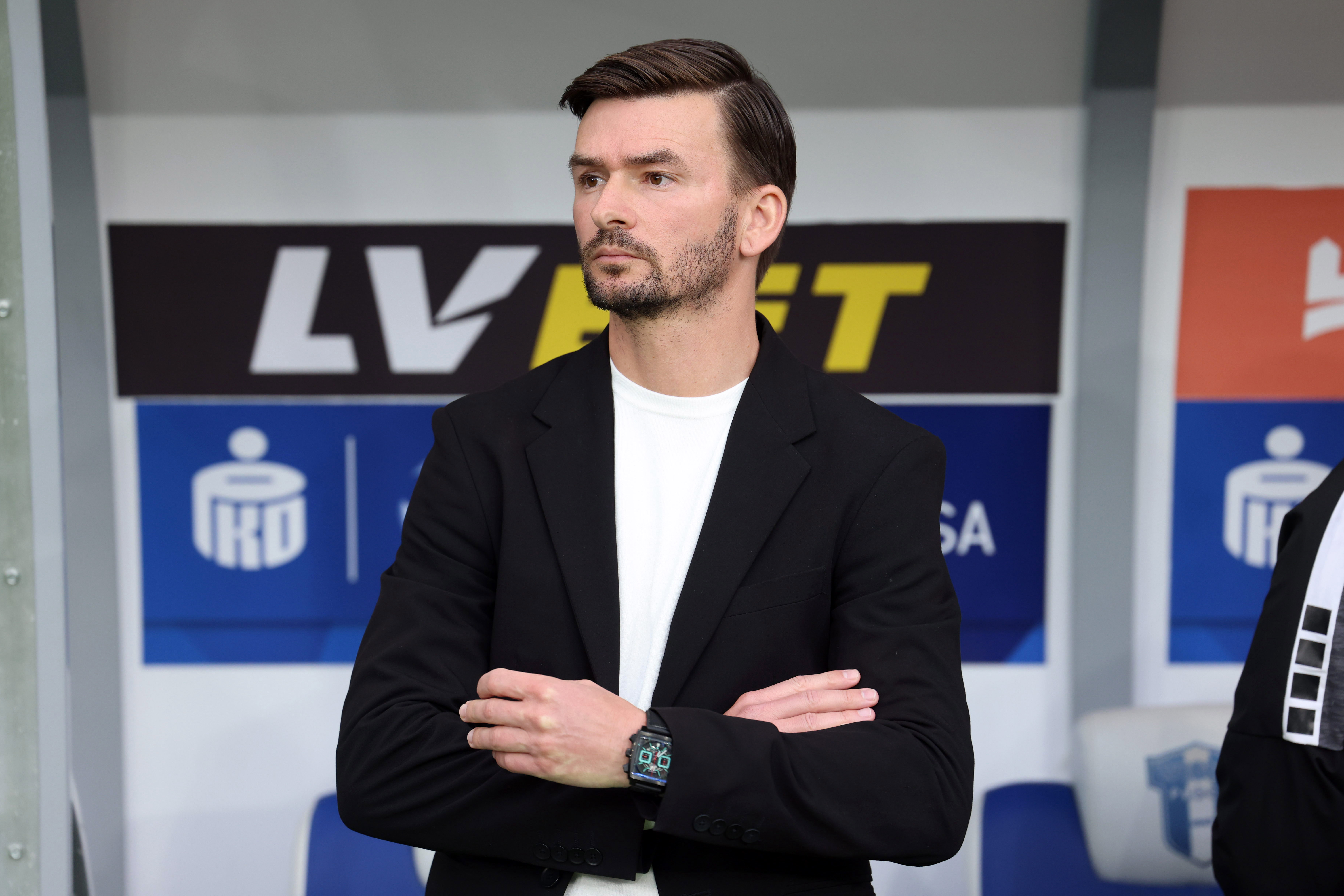 Górnik Zabrze hạ Wisła Płock 1-0 nhờ bàn thắng đặc sản của Chłań